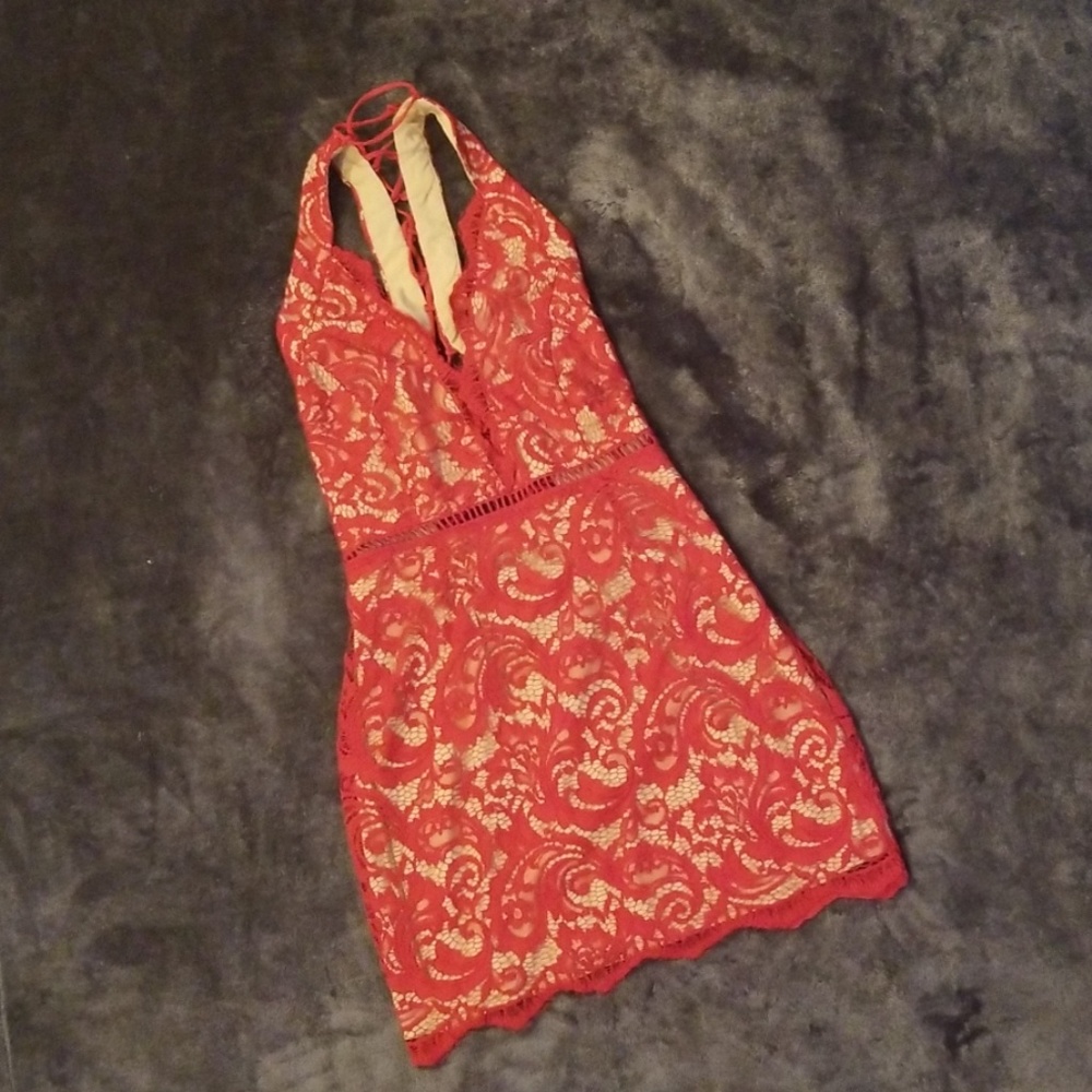 |Romantic lace dress|